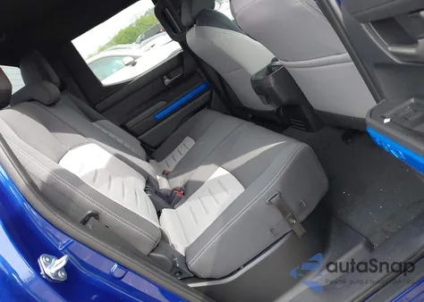 2024 Toyota Tacoma Trd Off Road 4Wd z USA, uszkodzony, nr VIN 3TYLE5JN1RT056677